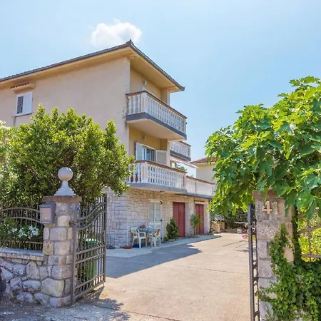 Apartamento Fuer 8 Personen Ca 89 Qm In Jadranovo, Kvarner Bucht Crikvenica Und Umgebung